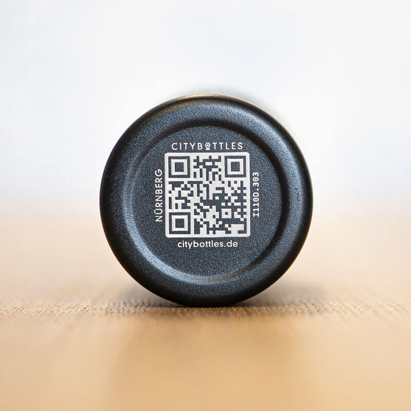 Der QR-Code zum Cityguide befindet sich am Boden der Flasche